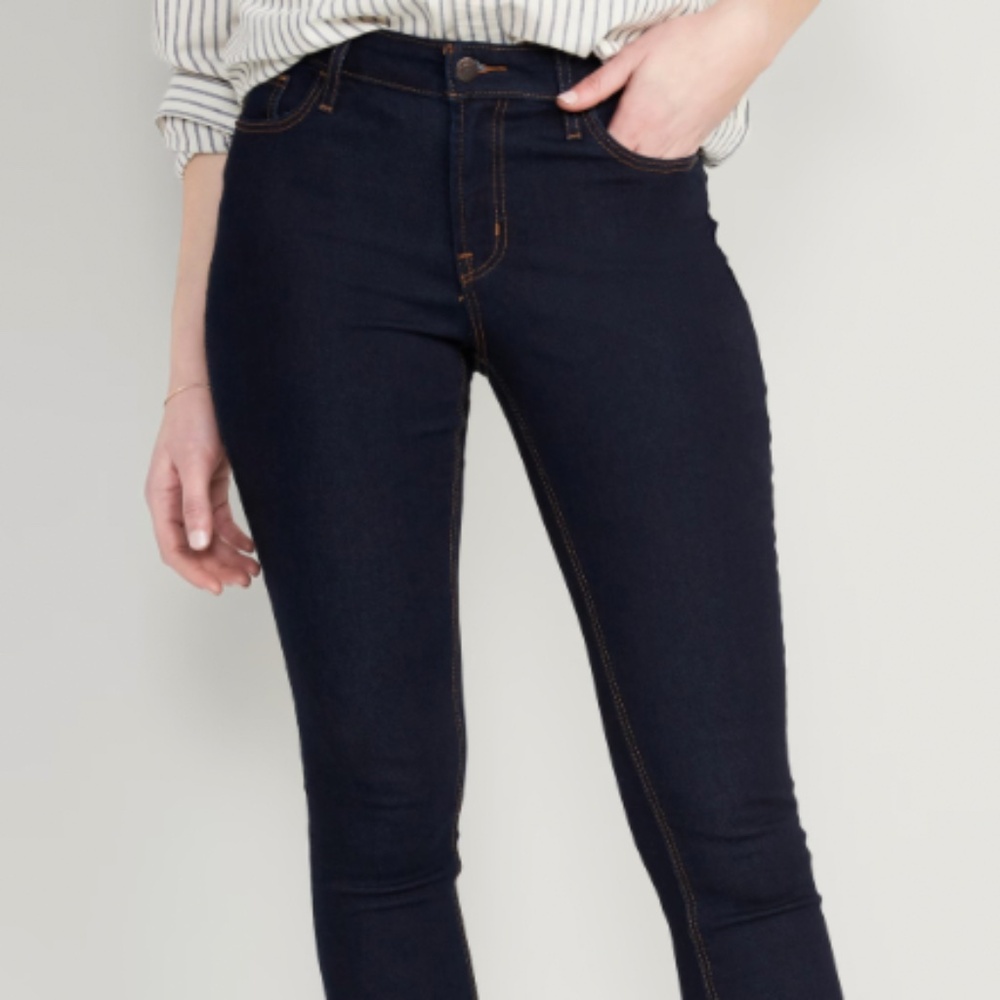NWT: the Old Navy Rockstar Jeggings